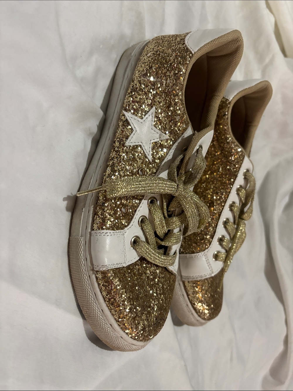 Gold Glitter Low-Top Women's Sneakers